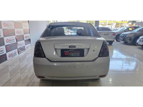 FORD Fiesta Sedan 1.6 4P ROCAM FLEX, Foto 4