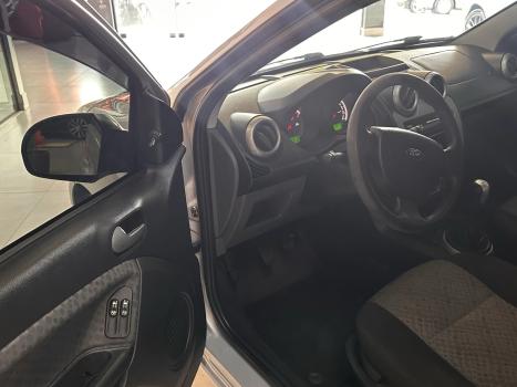 FORD Fiesta Sedan 1.6 16V 4P SE FLEX, Foto 20
