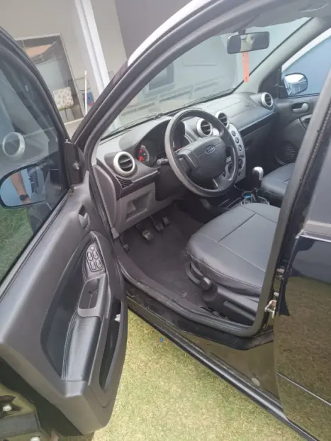 FORD Fiesta Sedan 1.6 4P FLEX, Foto 8