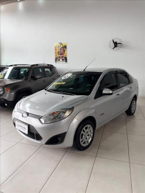 FORD Fiesta Sedan 1.6 4P FLEX, Foto 3
