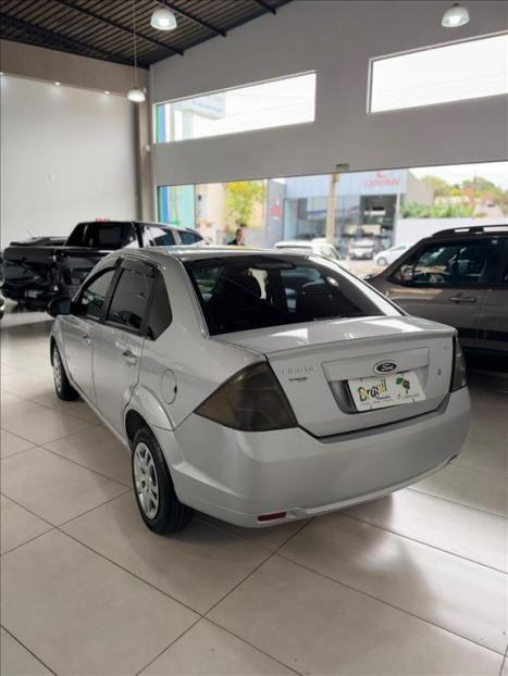 FORD Fiesta Sedan 1.6 4P FLEX, Foto 4