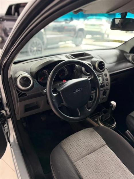 FORD Fiesta Sedan 1.6 4P FLEX, Foto 7