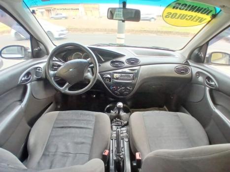 FORD Focus Hatch 1.6 16V 4P FLEX S, Foto 9