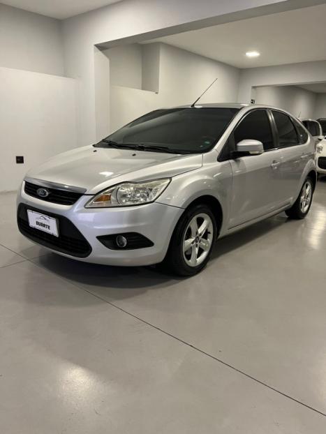 FORD Focus Hatch 1.6 4P FLEX GL, Foto 3