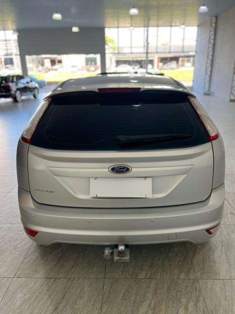 FORD Focus Hatch 1.6 16V 4P SE FLEX, Foto 2