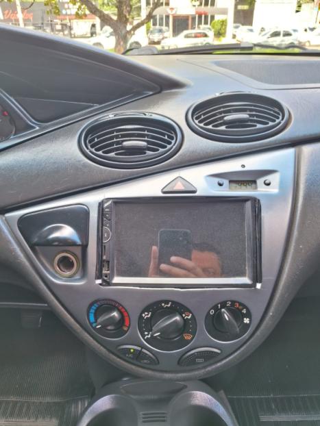 FORD Focus Hatch 1.6 4P FLEX GL, Foto 3