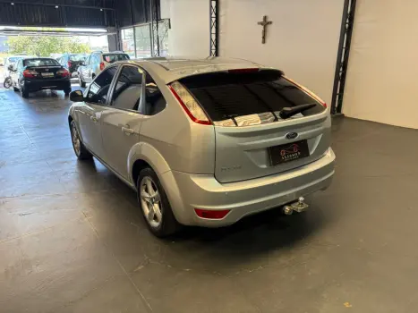 FORD Focus Hatch 1.6 4P, Foto 11