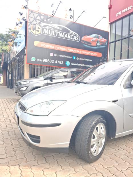 FORD Focus Hatch 1.6 16V 4P FLEX GL, Foto 12