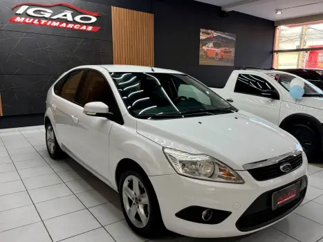 FORD Focus Hatch 1.6 4P GLX, Foto 1