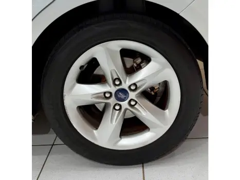 FORD Focus Hatch 1.6 4P GLX, Foto 13