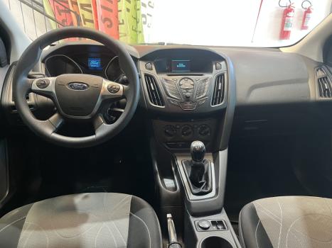FORD Focus Hatch 1.6 16V 4P SE FLEX, Foto 9