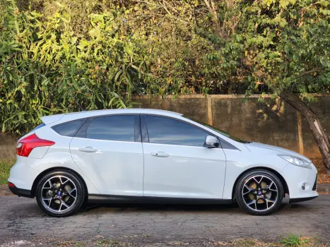 FORD Focus Hatch 2.0 16V 4P FLEX TITANIUM POWERSHIFT AUTOMTICO, Foto 3