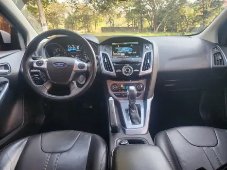 FORD Focus Hatch 2.0 16V 4P FLEX TITANIUM POWERSHIFT AUTOMTICO, Foto 11