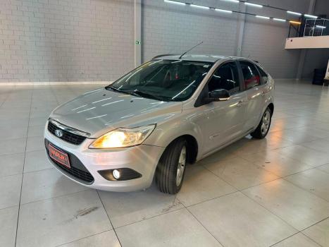 FORD Focus Hatch 2.0 16V 4P FLEX AUTOM�TICO, Foto 10