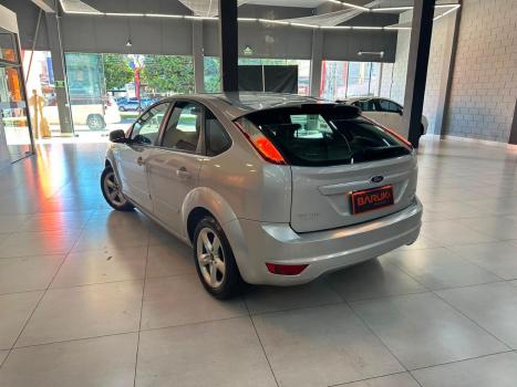 FORD Focus Hatch 2.0 16V 4P FLEX AUTOM�TICO, Foto 14