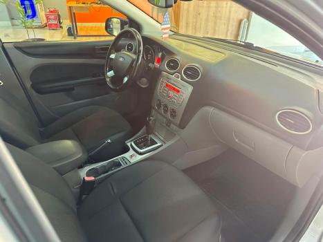 FORD Focus Hatch 2.0 16V 4P FLEX AUTOM�TICO, Foto 18