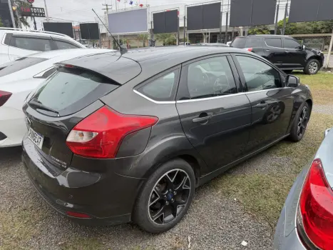 FORD Focus Hatch 2.0 16V 4P TITANIUM FLEX, Foto 3