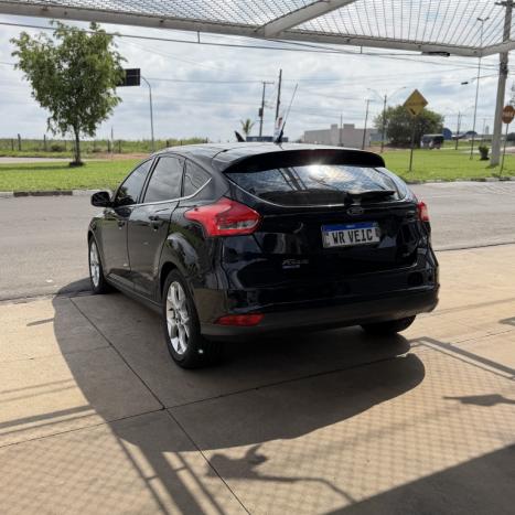 FORD Focus Hatch 2.0 16V 4P FLEX SE AUTOMÁTICO, Foto 4