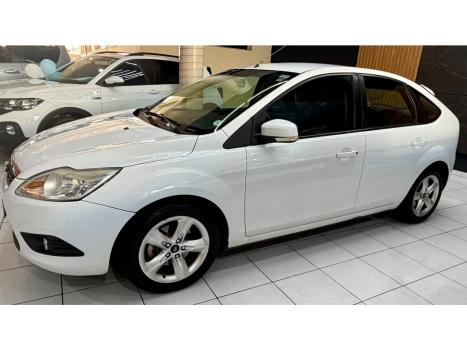 FORD Focus Sedan 1.6 4P GLX, Foto 4
