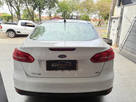 FORD Focus Sedan 2.0 16V 4P FLEX SE PLUS FASTBACK POWERSHIFT AUTOMTICO, Foto 2