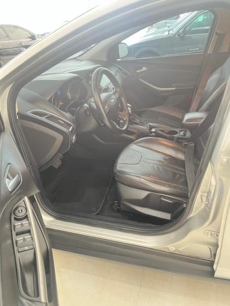 FORD Focus Sedan 2.0 16V 4P FLEX TITANIUM PLUS FASTBACK POWERSHIFT AUTOM�TICO, Foto 9