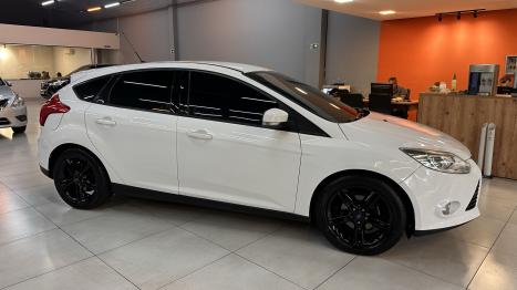 FORD Focus Sedan 2.0 16V 4P S FLEX, Foto 6