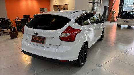 FORD Focus Sedan 2.0 16V 4P S FLEX, Foto 8