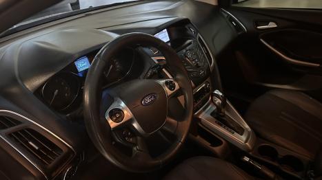 FORD Focus Sedan 2.0 16V 4P S FLEX, Foto 12