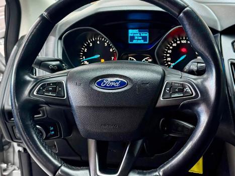 FORD Focus Sedan 2.0 16V 4P FLEX SE POWERSHIFT AUTOM�TICO, Foto 13