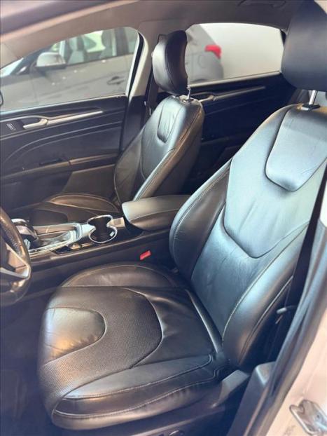 FORD Fusion 2.0 4P 16V ECOBOOST TURBO TITANIUM FWD AUTOM�TICO, Foto 7