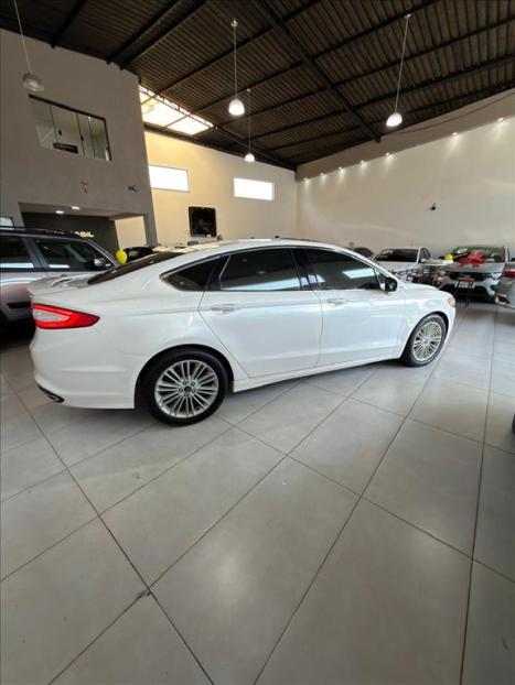 FORD Fusion 2.0 4P 16V ECOBOOST TURBO TITANIUM FWD AUTOM�TICO, Foto 10