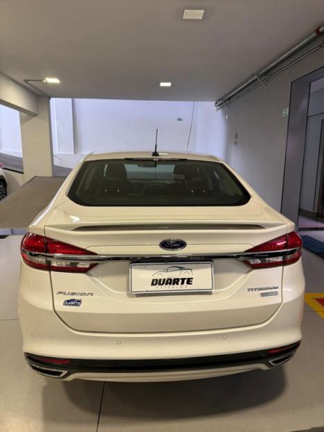 FORD Fusion 2.0 4P 16V ECOBOOST TURBO TITANIUM FWD AUTOMÁTICO, Foto 4