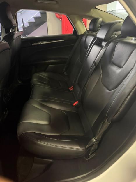 FORD Fusion 2.0 4P 16V ECOBOOST TURBO TITANIUM FWD AUTOMÁTICO, Foto 18