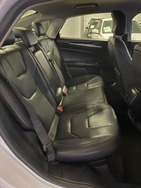 FORD Fusion 2.0 4P 16V ECOBOOST TURBO TITANIUM FWD AUTOMÁTICO, Foto 19