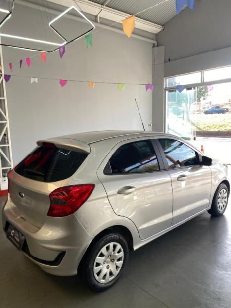 FORD Ka Hatch 1.0 12V 4P S FLEX, Foto 6 FORD Ka Hatch 1.0 12V 4P S FLEX, Foto 6