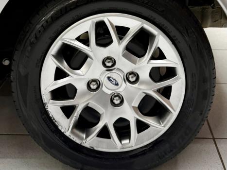 FORD Ka Hatch 1.0 12V 4P FLEX TI-VCT SE, Foto 13