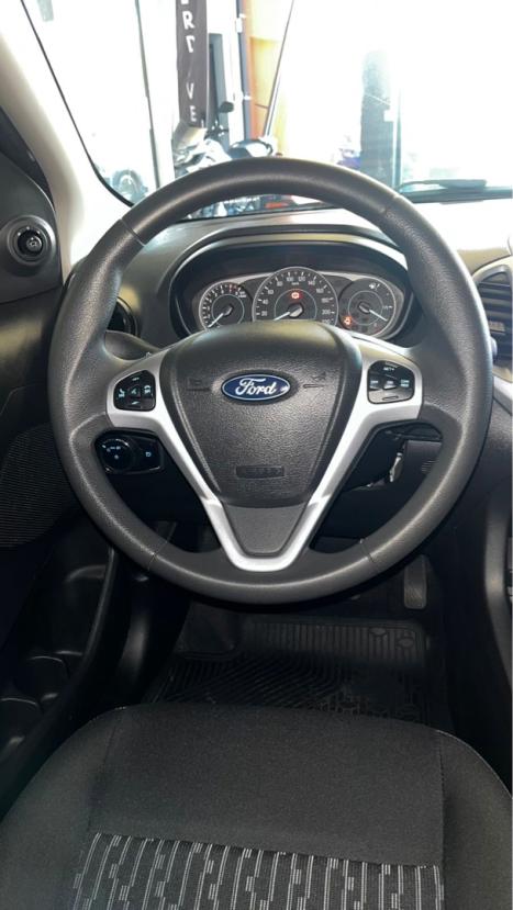 FORD Ka Hatch 1.5 12V 4P FLEX TI-VCT SE PLUS AUTOMTICO, Foto 9