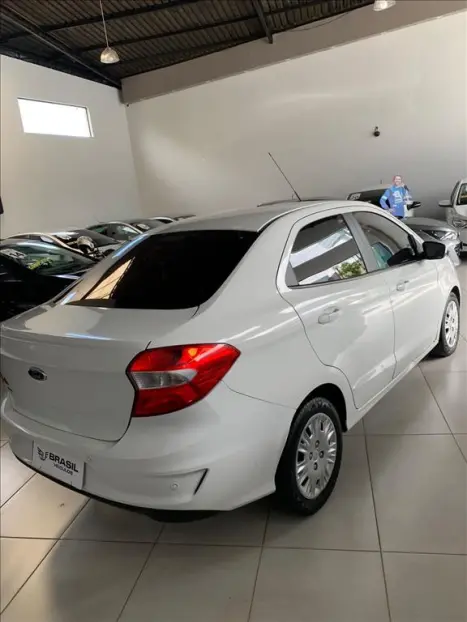 FORD Ka Hatch 1.5 12V 4P FLEX TI-VCT SE AUTOM�TICO, Foto 6