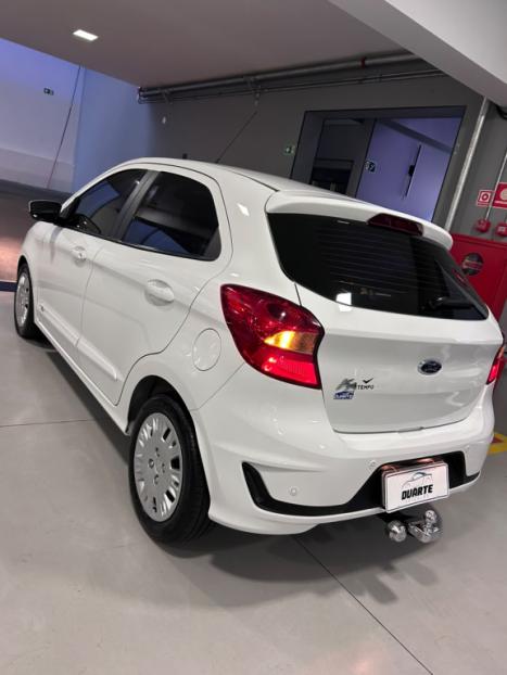 FORD Ka Hatch 1.5 12V 4P FLEX TI-VCT SE PLUS AUTOM�TICO, Foto 7
