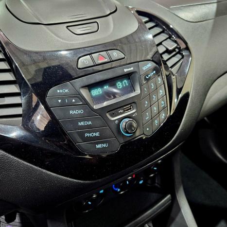 FORD Ka + Sedan 1.0 12V 4P TI-VCT SE FLEX, Foto 7 FORD Ka + Sedan 1.0 12V 4P TI-VCT SE FLEX, Foto 7