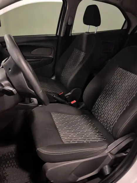 FORD Ka + Sedan 1.5 16V 4P FLEX SIGMA SE PLUS, Foto 16