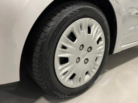 FORD Ka + Sedan 1.5 12V 4P FLEX TI-VCT SE PLUS AUTOM�TICO, Foto 9