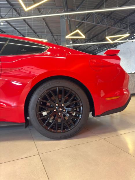 FORD Mustang 5.0 V8 32V GT COUP�, Foto 2