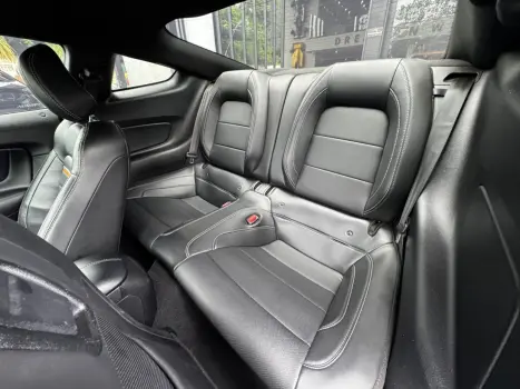 FORD Mustang , Foto 14