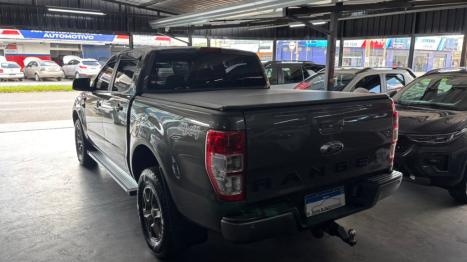 FORD Ranger 2.2 16V XLS DIESEL 4X4 CABINE DUPLA AUTOM�TICO, Foto 2
