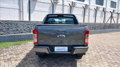 FORD Ranger 2.2 16V XLS DIESEL 4X4 CABINE DUPLA AUTOM�TICO, Foto 2