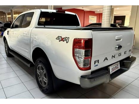 FORD Ranger 2.2 16V XLS DIESEL 4X4 CABINE DUPLA AUTOM�TICO, Foto 8
