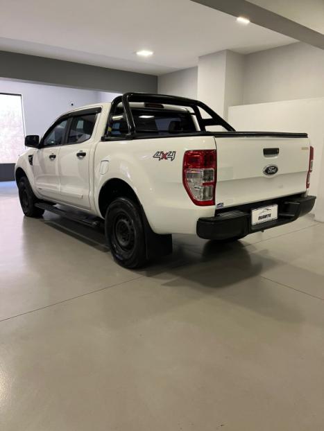 FORD Ranger 2.2 16V 4X4 XL DIESEL CABINE DUPLA, Foto 7