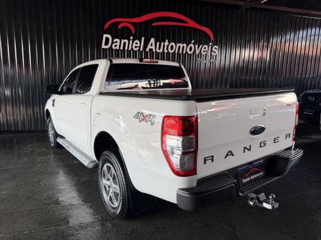 FORD Ranger 2.2 16V XLS DIESEL 4X4 CABINE DUPLA AUTOMÁTICO, Foto 8
