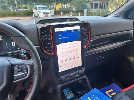 FORD Ranger 3.0 V6 24V CABINE DUPLA RAPTOR 4X4 AUTOM�TICO, Foto 10